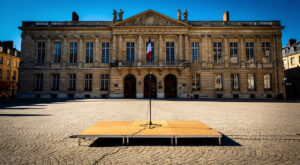 Saint-Denis : Mélenchon lance sa campagne présidentielle le 7 juin à 15h place Victor-Hugo