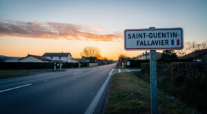 Saint-Quentin-Fallavier : enquête pour homicide routier après la mort de Youssef, 11 ans