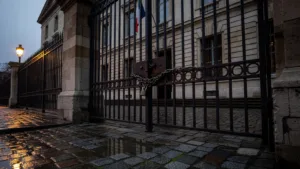 Soupçons de procurations frauduleuses à Clichy : deux adjoints au maire placés en garde à vue