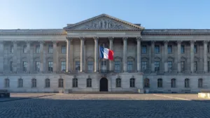 Strasbourg : le préfet délégué Portheret préside la cérémonie du 18 juin