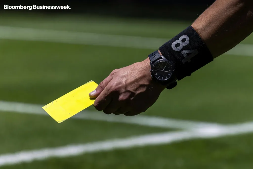 Top 14 : Mathieu Raynal décrypte l’arbitrage de Luc Ramos, une première finale sous le feu des critiques