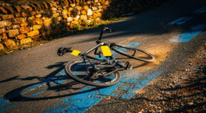 Tour Auvergne-Rhône-Alpes : Seixas chute, remonte, termine 7e — Tuckwell garde le jaune