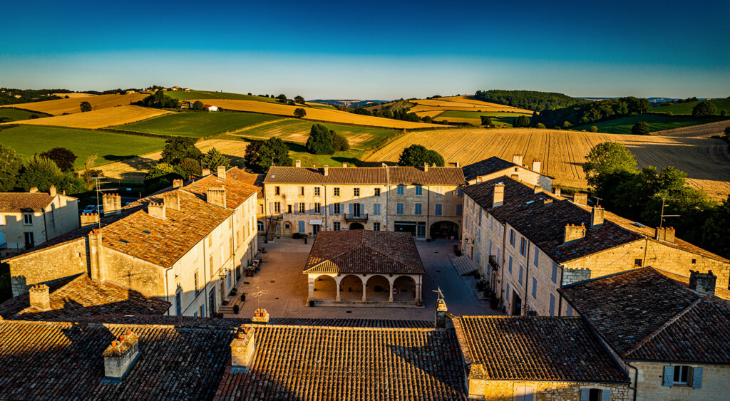 Tourisme en Lot-et-Garonne : 464 M€ de retombées en 2025, la présidente de Cœur de Bastides annonce son départ