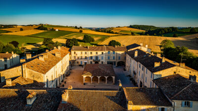 Tourisme en Lot-et-Garonne : 464 M€ de retombées en 2025, la présidente de Cœur de Bastides annonce son départ