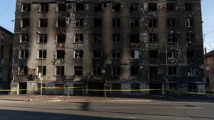 Valence : la CRS 83 déployée au Plan après l&rsquo;incendie criminel, 14 blessés légers