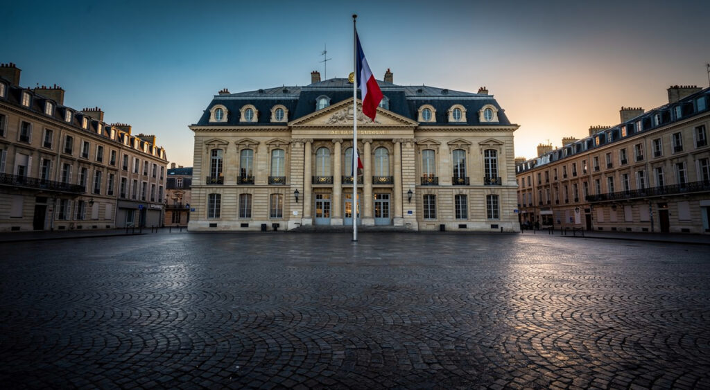 Yvelines : hommage aux morts d'Indochine à Versailles et Mantes-la-Jolie