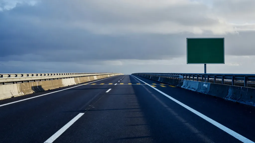 Accident sur l'A31 à hauteur de Guénange : poids lourd et trois voitures impliqués, trafic perturbé