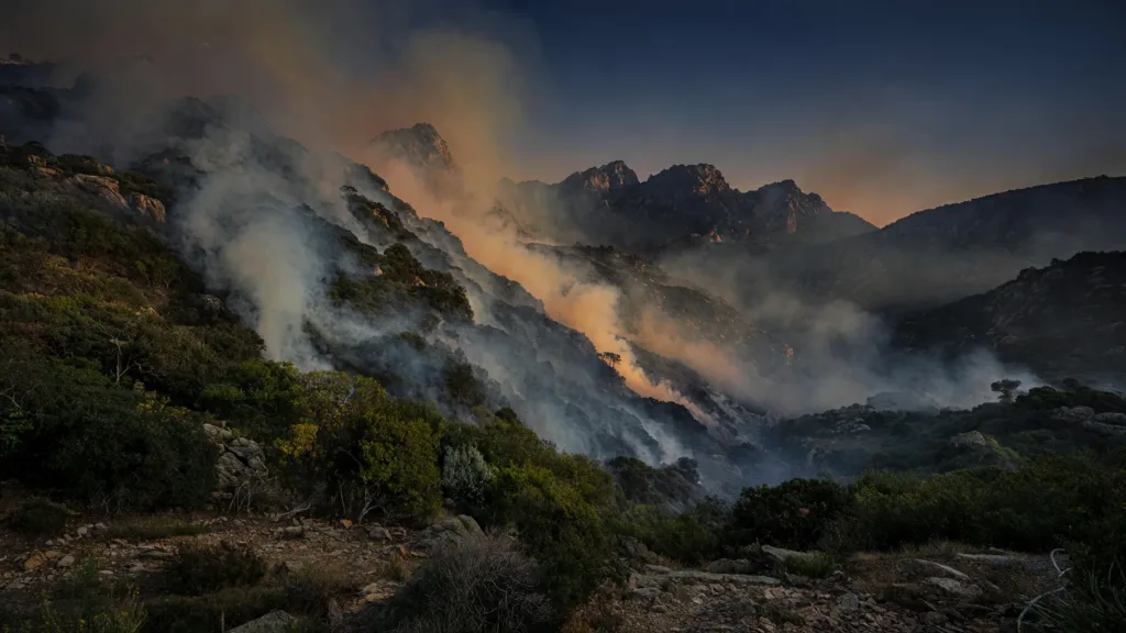 Albertacce : 290 hectares brûlés, renfort de 60 pompiers de l'Hérault