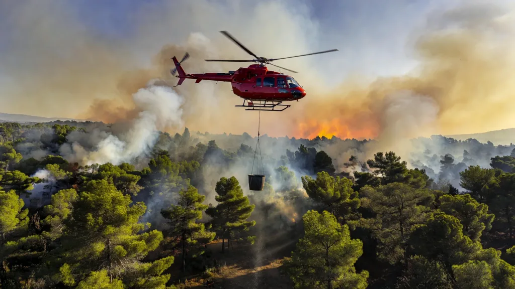 Alpes-Maritimes : 150 pompiers du SDIS 06 mobilisés contre le feu de Pontevès