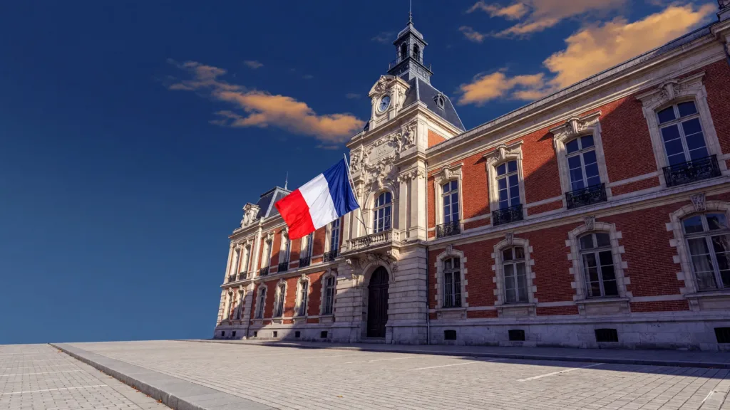 Amiens : le bilan chiffré des 100 jours du maire Frédéric Fauvet