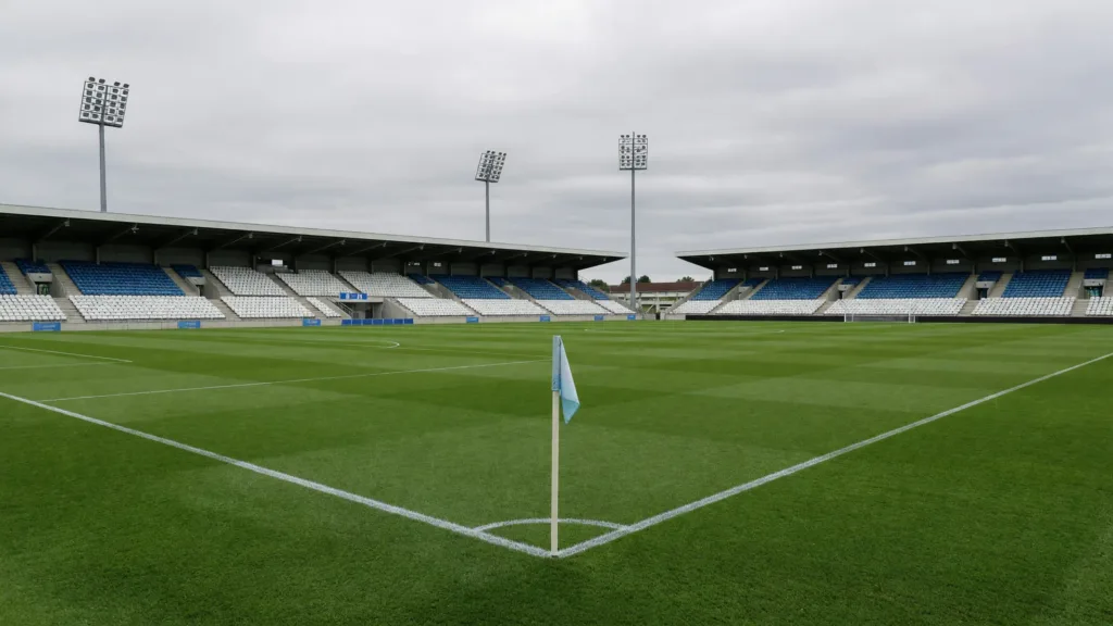 Auxerre : Aristide Zossou prolonge jusqu'en 2030 après un prêt réussi