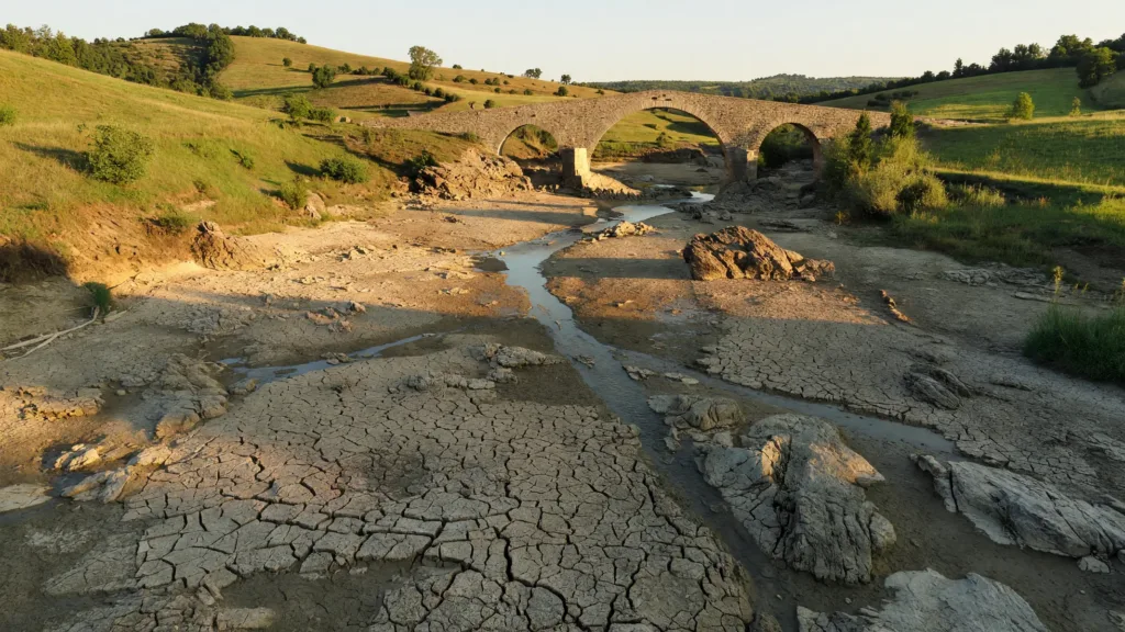 Aveyron : restrictions d'eau renforcées samedi face à la sécheresse