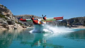 Bauduen : activités nautiques interdites sur le lac pour les Canadairs