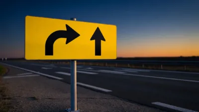 Bédenac : la RN10 fermée dans les deux sens après un accident de poids lourds