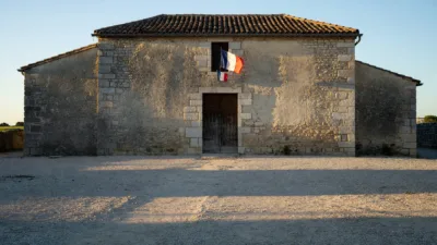 Beuxes : le maire agressé par deux hommes encagoulés à la mairie