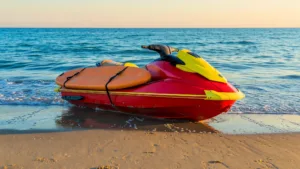 Biscarrosse : deux sauveteurs décorés pour avoir sauvé un plaisancier