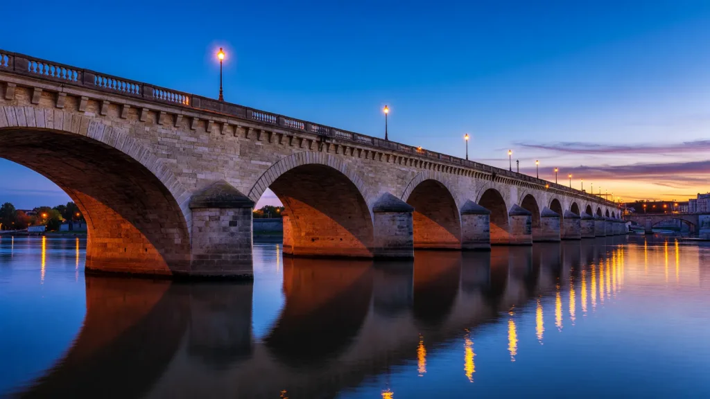 Bordeaux : le feu d'artifice du 14 juillet décalé à 23 h