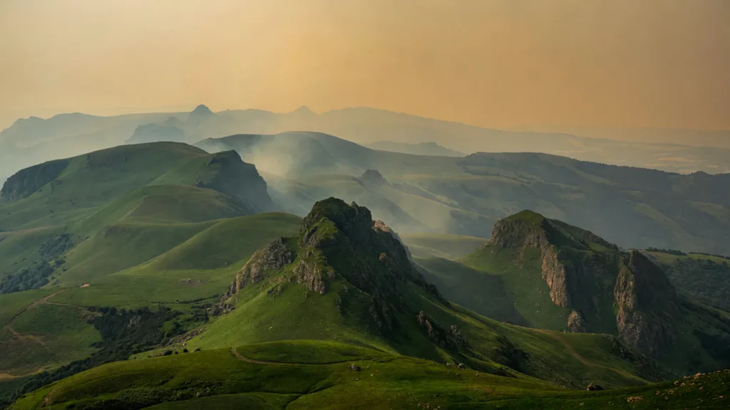 Cantal : fumées des incendies du Sud-Ouest, qualité de l'air dégradée ce lundi