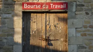 Carcassonne : après 100 jours, LFI accuse le maire RN d&rsquo;attaquer les pauvres