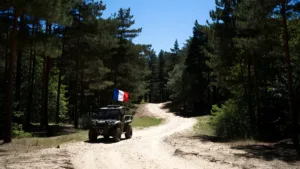 Charente-Maritime : patrouilles motos et quads en forêt de la Coubre cet été