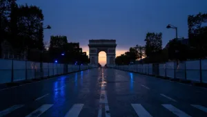 Défilé du 14-Juillet : le Conseil d&rsquo;État rétablit in extremis l&rsquo;obligation de QR code