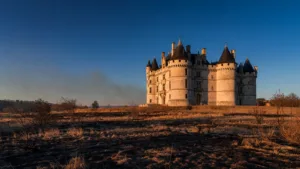Dordogne : un incendie brûle 6 hectares près du château de Paluel