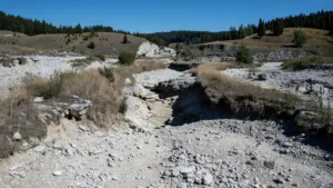 Doubs : la rivière totalement à sec près de Pontarlier, le département en alerte