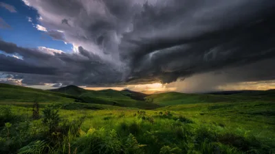 Doubs : vigilance orange orages dès 18h ce jeudi, rafales jusqu'à 120 km/h