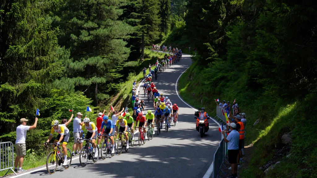 Étape 14 : Pogačar impose sa loi au Markstein