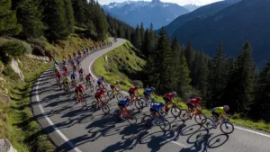 Étape 15 : échappée massive vers le Plateau de Solaison