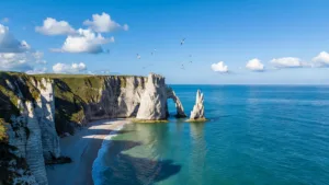 Étretat : TF1 filme l&rsquo;exercice spectaculaire du RAID pour le 14 juillet