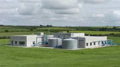 Évellys : le préfet visite Ecofeutre et son circuit d'eau fermé