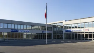 Évreux : la police rend hommage au pompier Baptiste Gerfaud-Valentin