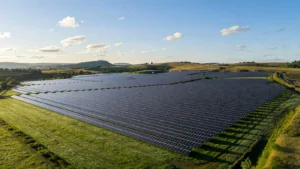 Haute-Saône : le parc photovoltaïque des Roches Bleues inauguré à Belles-Fontaines