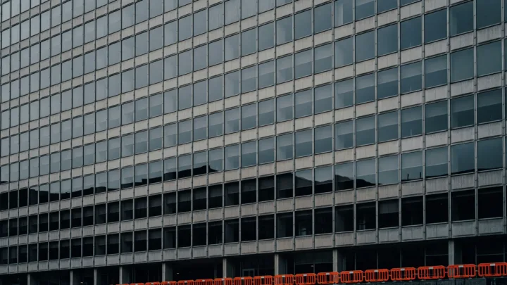 Hauts-de-Seine : l'État relance un appel à projets pour 2 millions de m² vides