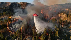 Incendie du Bois Noir : renforts du Vaucluse et 50 hectares parcourus