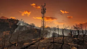 Incendie du Diois : un pylône TDF touché, le réseau téléphonique paralysé