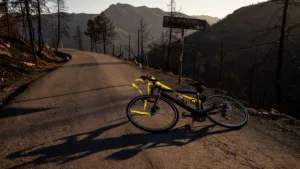 Incendie majeur dans les Pyrénées-Orientales : le Tour de France 2026 menacé aux Angles
