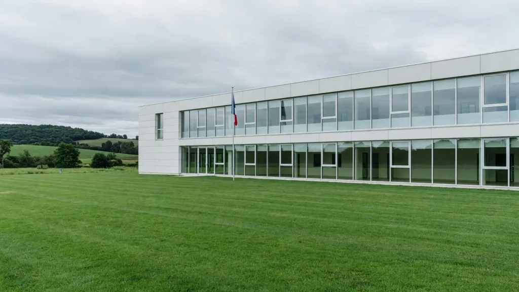 Indre-et-Loire : visite ministérielle au centre Le Courbat pour les policiers