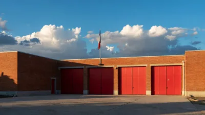 Isère : le SDIS 38 rend hommage au pompier volontaire décédé dans les Bouches-du-Rhône