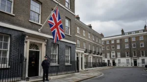 Keir Starmer quitte Downing Street, Andy Burnham prend le relais
