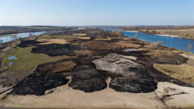 La Daguenière : 3 hectares brûlés sur l'île du Hardas, plage évacuée
