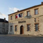 La Ferté-Alais : la préfète Fabienne Balussou en visite sur les projets communaux