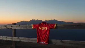 « Le cyclisme est plus dur que le foot » : Andrés Iniesta, le patron de NSN, sort du silence à deux jours du Tour