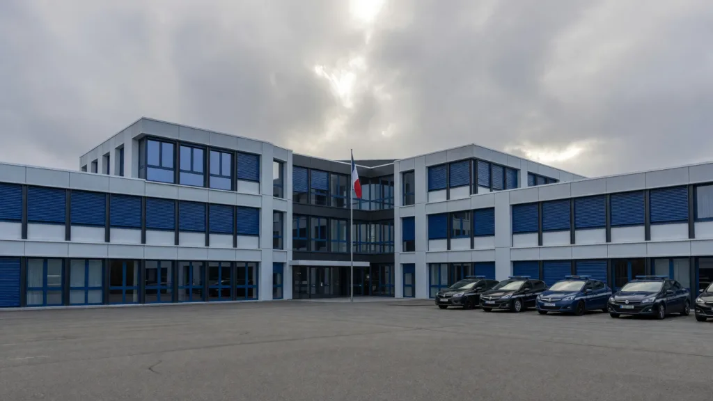 Lille : un homme interpellé pour avoir usurpé l'image de la gendarmerie par IA