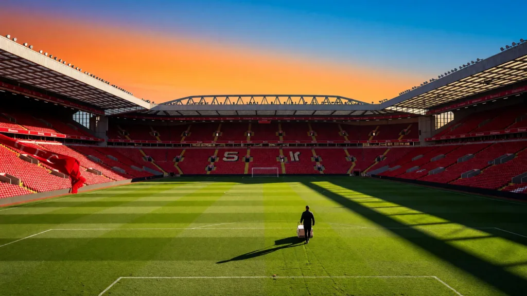 Liverpool pousse pour Barcola : le PSG fixe le prix à 170 millions