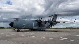 Loiret : l&rsquo;A400M d&rsquo;Orléans-Bricy testé comme bombardier d&rsquo;eau