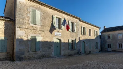 Lot : la préfète Marilyne Poulain en visite à Cazals-Salviac