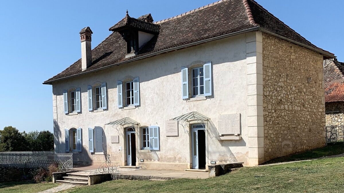 Izieu : le préfet de l&rsquo;Ain rend hommage aux Justes face à l&rsquo;antisémitisme