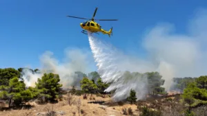 Mandelieu-la-Napoule : incendie maîtrisé à la déchèterie